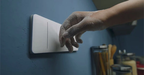 Розумні вимикачі LightSwitch